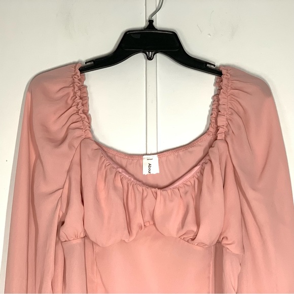 Abound Chiffon Balloon Sleeve Blouse in Peach Puff - Picture 2 of 9